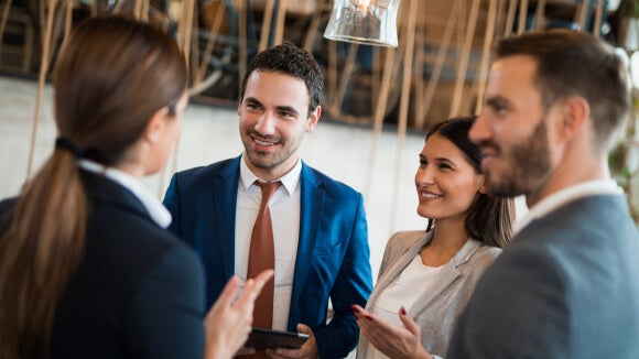 people-discussing people-discussing